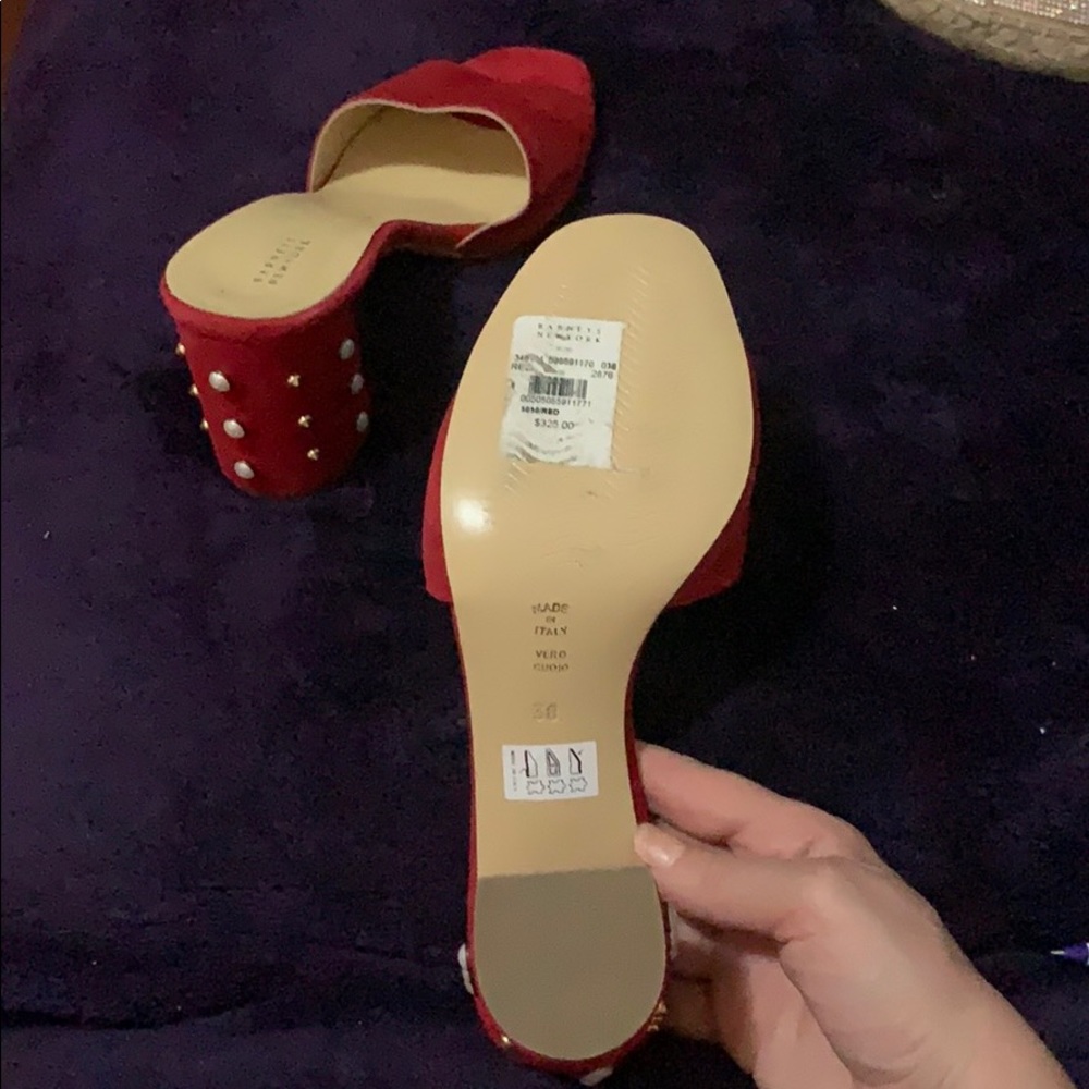 Sandals - Picture 4 of 5